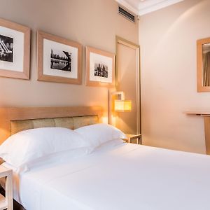 Hotel Duret Paris Champs Elysees